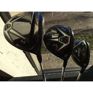 Titleist 915 Driver Fairway and Hybrid Right  Aldila Rogue Black 9.5 Excellent