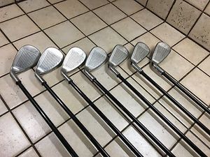 CALLAWAY  DIABLO Edge R-H Graphite Irons 5 - SW.     Free Del Around 50 Mls