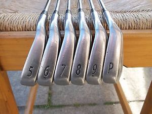 A NICE SET TITLEIST AP1 IRONS 5 - PW IN VERY GOOD CONDITION