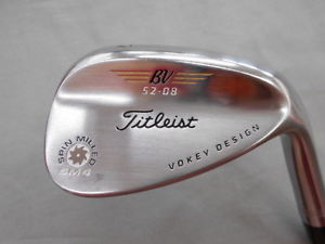 Titleist Vokey SM4 Tour Chrome Wedge 35.5 S200