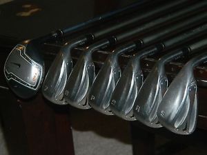 Ladies Nike Slingshot OSS  Iron Set 7-PW, AW & SW & Ignite 15* Three Wood SWEET!