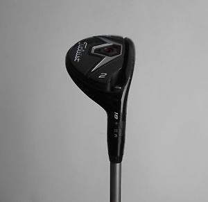 EXCELLENT MEN'S RH TITLEIST 915H 18 DEGREE STIFF FLEX 2 HYBRID WITH HEADCOVER!