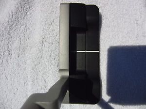 Yes! Golf Donna 2 Putter