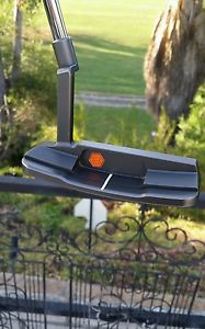 Bettinardi studio stock 14 putter  RH 35 in. With cover( special one ) New