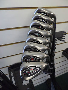 VERY RARE 2004 CALLAWAY BIG BERTHA  5-9,10,PW,SW GRAPHITE IRONS, M/SIZE GRIPS