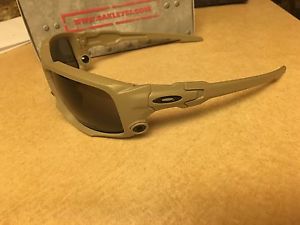 NEW OAKLEY SI BALLISTIC SHOCKTUBE OO9329-04 Terrain Tan / Grey Lens SUNGLASSES