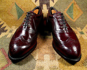 Vintage Footjoy Classics  Leather Wingtips  US size 8 EE Style 56937 made in USA