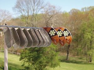 **SUPERB FULL VINTAGE '30'S BURKE FANCY FACE STRIPE TOP GOLF WOODS & IRONS SET**