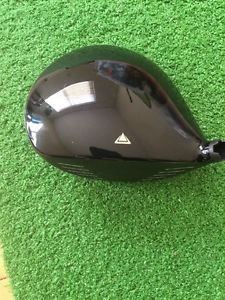 *NICE* TITLEIST 915D3 8.5 DEGREE DRIVER HEAD ONLY