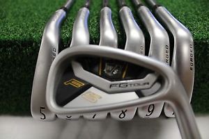 Used Rh Wilson Staff FG Tour F5 4-PW Iron Set Dynamic Gold Stiff Flex Steel