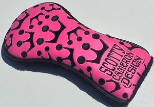 SCOTTY CAMERON HOT PINK 