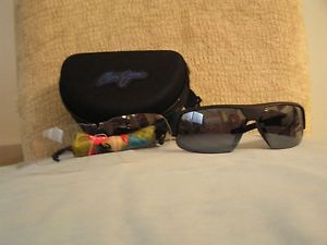 Sunglasses-Maui Jim Switchbacks