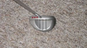 Scotty Cameron Red X2, 3 Dots, Lawsuit! New grip!, Nice!
