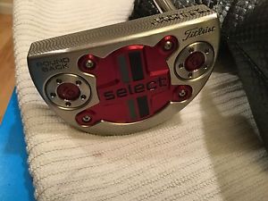 NEW TITLEIST SCOTTY CAMERON SELECT ROUND BACK PUTTER 35"