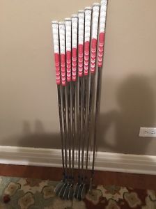 Nike Victory Red Forged TW Blade Iron Set Golf Club