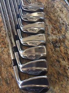 Titleist T-MB KBS Tour V 110 Stiff 4-PW Right Handed