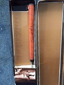 The Original Arnold Palmer Putter signed by the King: (New in Box)