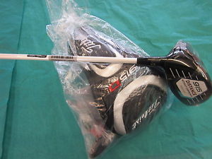 NEW Titleist 915D3 9.5* Driver Stiff Aldila Rogue Black 60. Head Cover. Wrench.