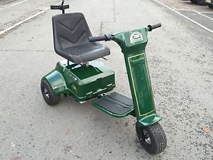 Trio Highlander single seat ride on golf buggy by Patterson Products