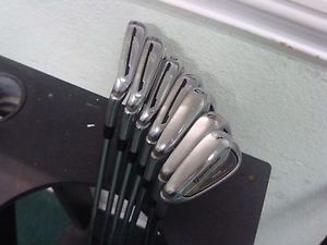 2014 TAYLORMADE TOUR PREFERRED CB LEFT HAND 4-PW S-300