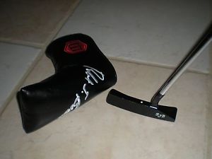 Bettinardi BB24 Black Thunder Righthanded 34