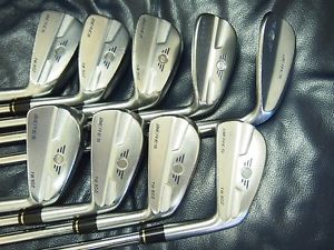 Honma Beres Mens TW902 golf iron 3-10 + W101 Wedge,  Great Rare !