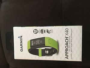Garmin APPROACH X40 Watch GPS Rangefinder -  Green. Regular Fit Size. Brand New