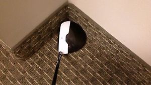 NEW  TaylorMade M2 Driver 10.5° Fujikara Pro 50 Flex-R Shaft