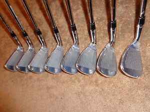 New Factory Sealed Wilson Staff FG Tour v4 Iron Set 4-GW Stiff RH