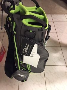 Titleist 4 Up Stadry Stand Bag New With Tags Lightweight And Waterproof. Gift