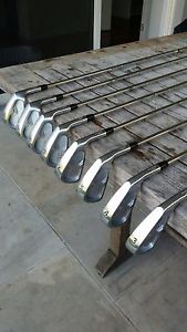 Yururi KM-0107 CNC Gekku Iron 3-PW (8 irons)