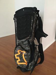 Scotty Cameron Camo Bulldog Stan