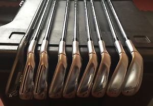 TaylorMade RocketBladez Golf Iron Set 5HY 6-LW Nippon 950 GH Shaft Stiff 9 Clubs