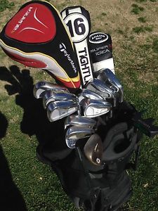 TAYLORMADE COMPLETE GOLF CLUB SET