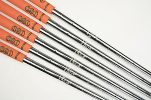 [USED] Nippon Shaft N.S.Pro NSpro 950GH 5-P(6pcs) R-Flex 0.370 tips w/NO1 Grips