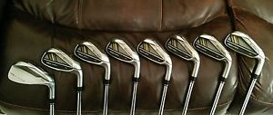 TaylorMade RocketBladez HL Iron set Golf Club. 4 to AW. IN EXCELLENT CONDITION.