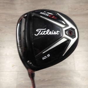 "EX DEMO" TITLEIST 915 D2 DRIVER 10.5 DEGREE + REGULAR DIAMANA SHAFT + HEADCOVER