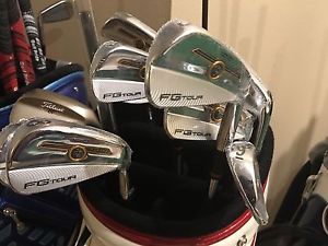 Wilson Staff FG Tour 100 Blades Dynamic gold s300 std length 3-pw!!