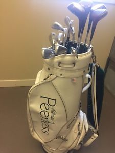 ARNOLD PALMER Collectible full set of woods&Irons and staff bag PALMER PEERLESS