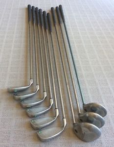 Set of Callaway Ladies Golf Clubs - 4-9 Irons, 3,5 and 7 Woods