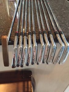 1970 Vintage Collector's Ben Hogan Iron Set 1-PW plus free Golf Items