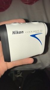 nikon coolshot 20