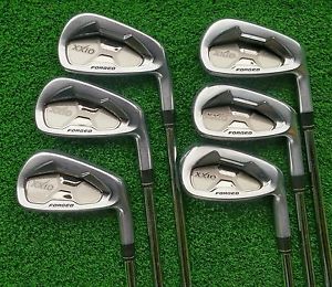 2015 XXIO/SRIXON Japan Forged iron set (#5 - PW) w/ Dynamic Gold lite, Good cond