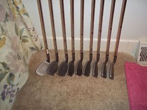 A SET OF KING COBRA 11, OVERSIZED IRONS, 3=TO=SW, STEEL, STIFF SHAFTS, RH.