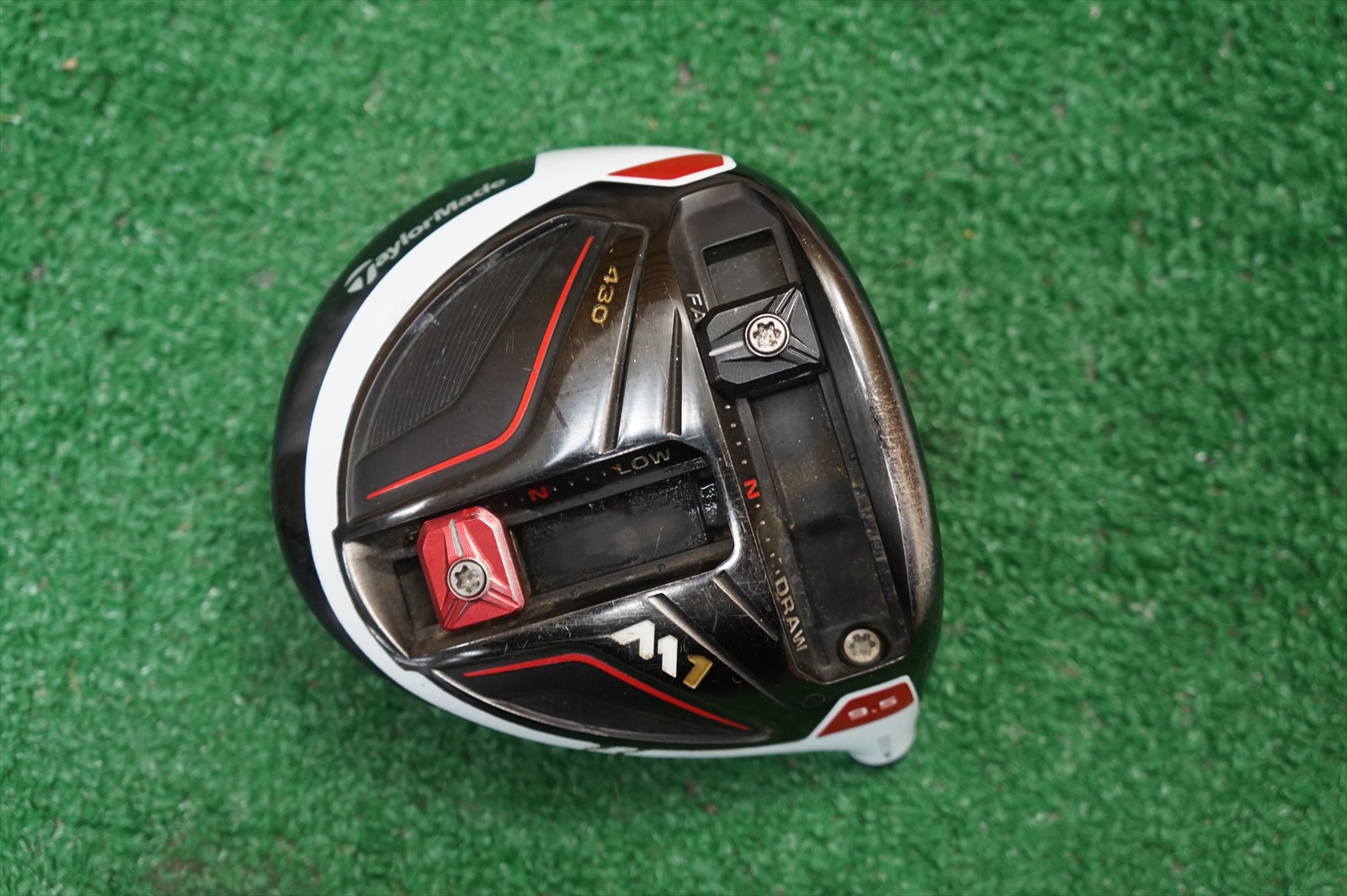 TAYLORMADE M1 430 9.5* DRIVER HEAD ONLY FAIR CONDITION 608656 image 1