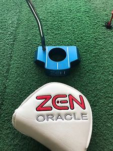 zen oracle putter striking blue colour, great training aid too