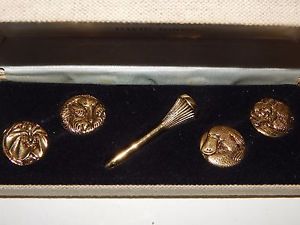 vintage golf markers & tee set. from david jones in gold layed