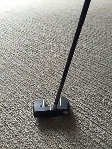 Bettinardi Inovai Rev 3.0 Tour Department - Superstroke Mid Slim Grip Black